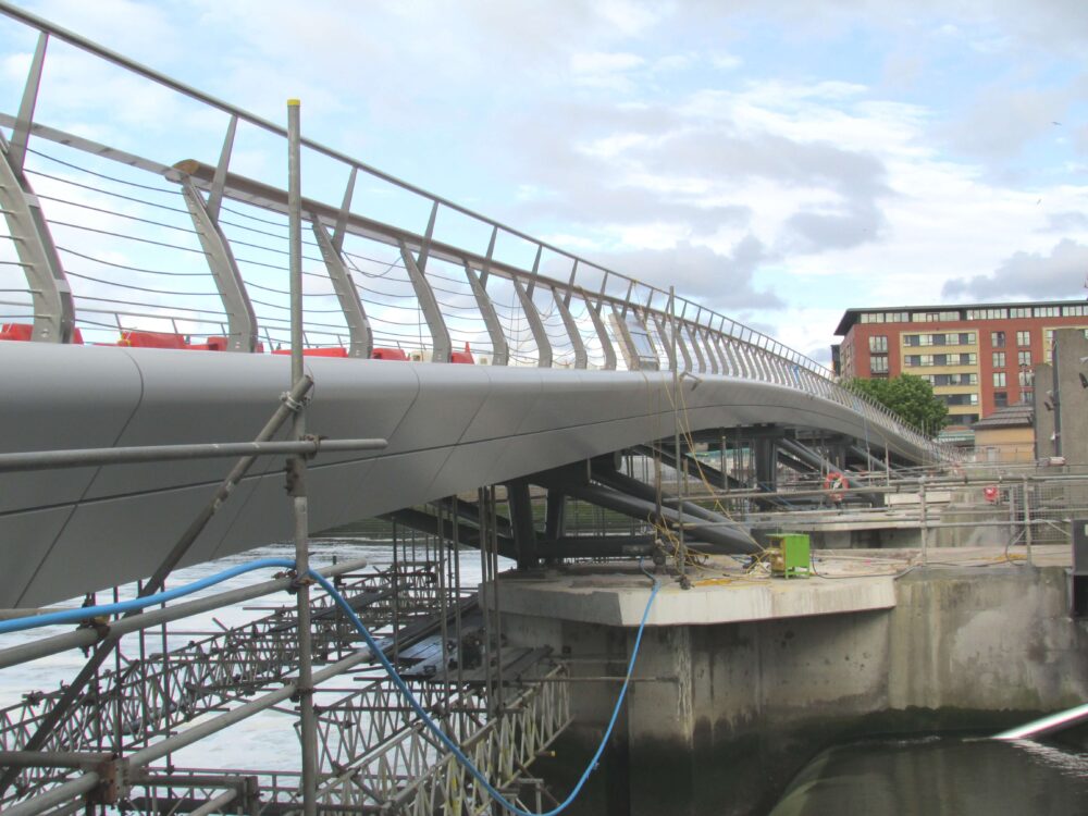 Lagan Weir Bridge — 8